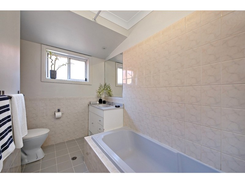 124 Darley Street, Newtown NSW 2042