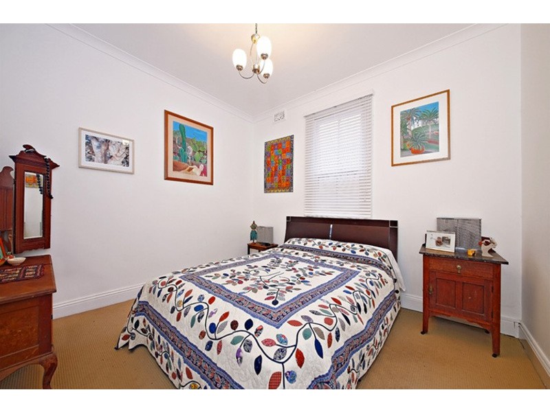 27 Canterbury Road, Canterbury NSW 2193