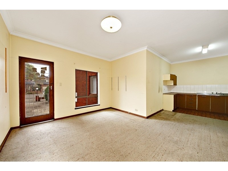 2/48-50 Windsor Avenue, Croydon Park NSW 2133