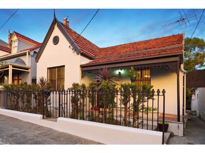 17 Ducros Street, Petersham NSW 2049