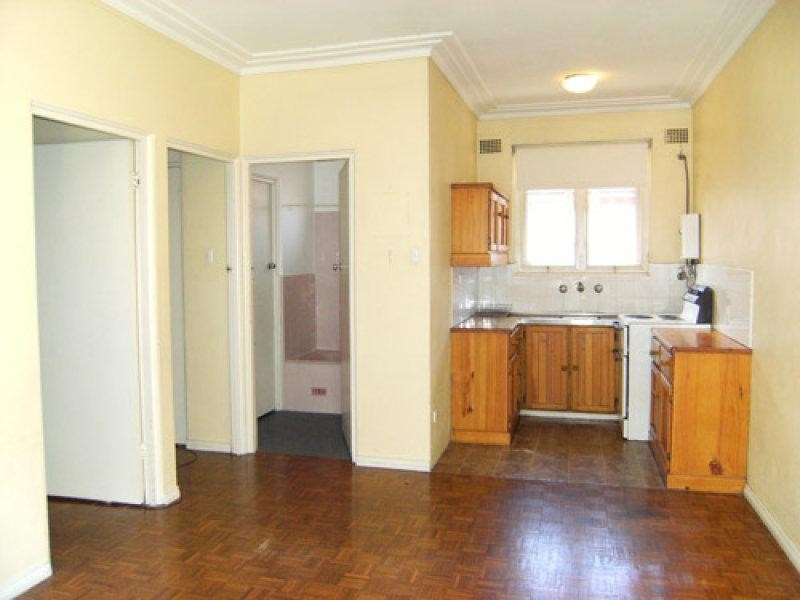 10/11 Queensborough Road, Croydon Park NSW 2133