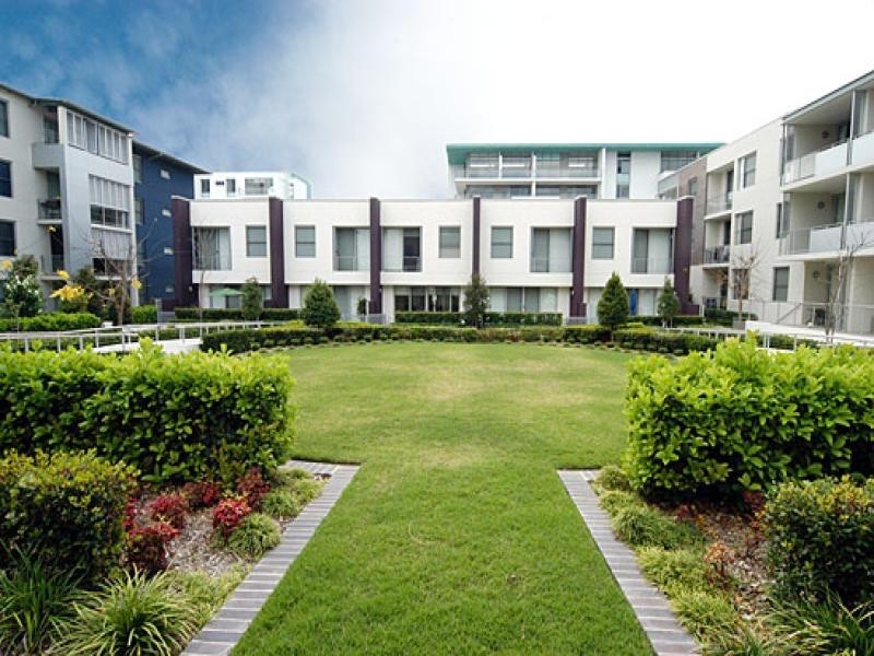 306/8 Shoreline Drive, Rhodes NSW 2138