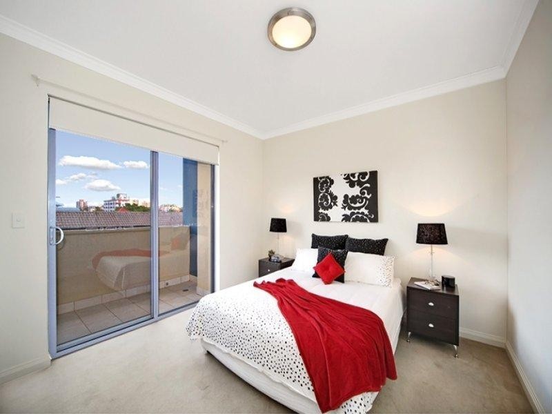 20/26-30 Ocean Street North, Bondi NSW 2026