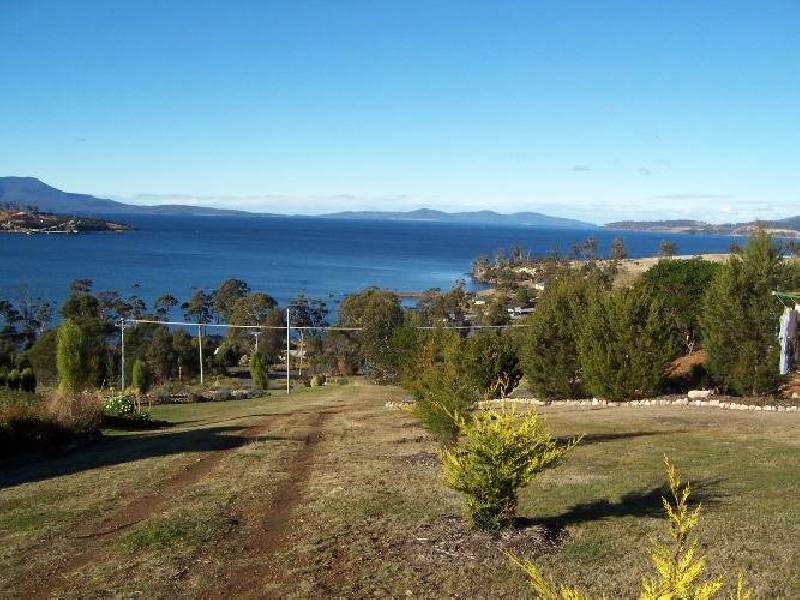 Bernacchi Drive, Orford TAS 7190