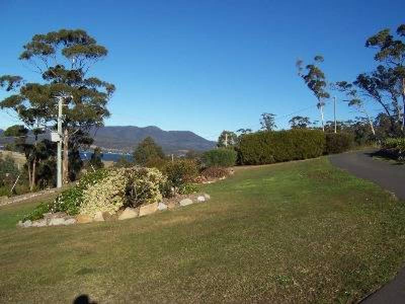Bernacchi Drive, Orford TAS 7190