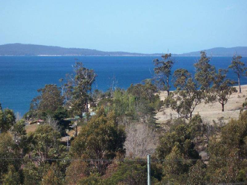 Bernacchi Drive, Orford TAS 7190