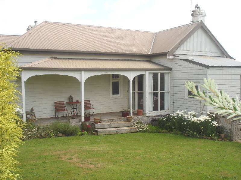 Sheffield Road, Lower Barrington TAS 7306