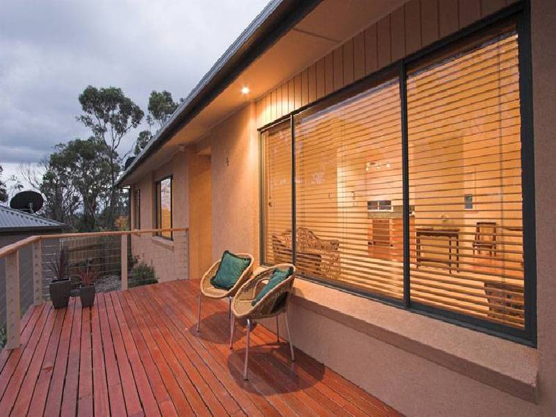OLINDA GROVE, Mount Nelson TAS 7007