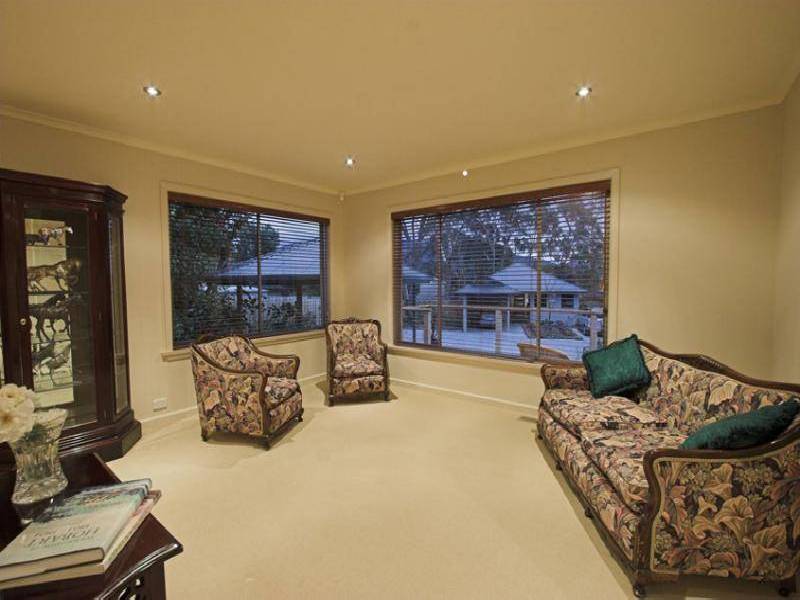 OLINDA GROVE, Mount Nelson TAS 7007