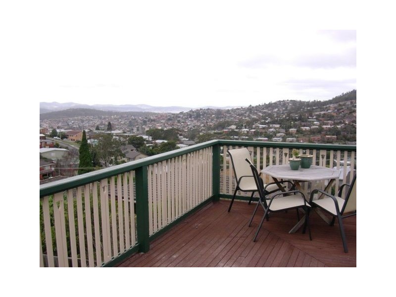 Stratton Avenue, Lenah Valley TAS 7008