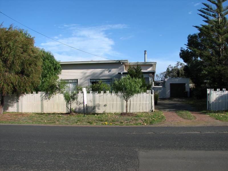 Cremorne Avenue, Cremorne TAS 7024
