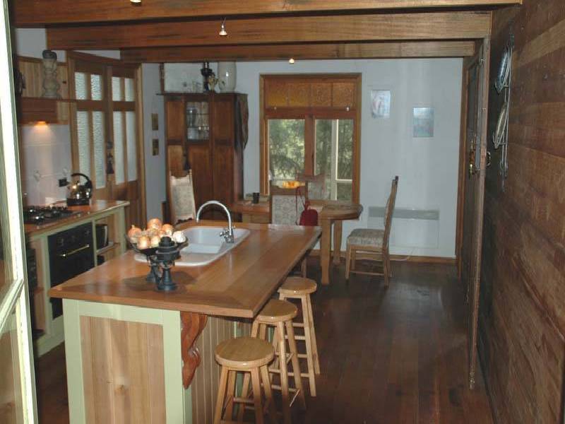 Cawthorns Road, Wattle Grove TAS 7109