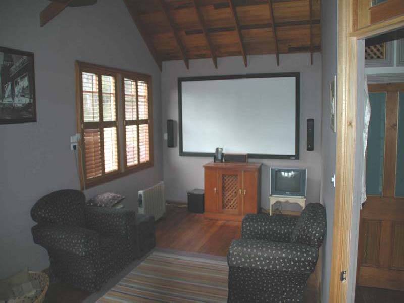 Cawthorns Road, Wattle Grove TAS 7109