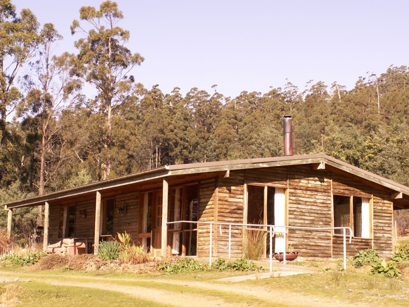 Dulcia Road, Gordon TAS 7150