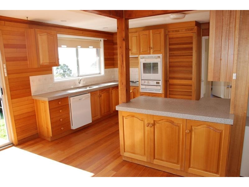 Kunama Drive, Kingston Beach TAS 7050