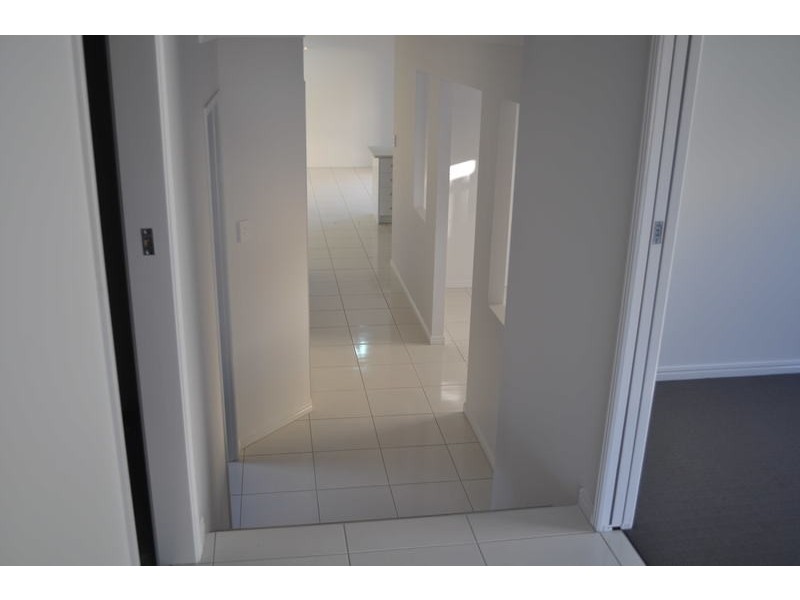 8  Conjola Lane, Waterford QLD 4133
