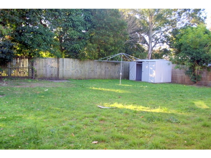 16 Deborah Ct, Slacks Creek QLD 4127