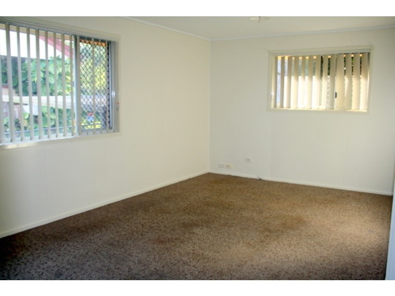 16 Deborah Ct, Slacks Creek QLD 4127