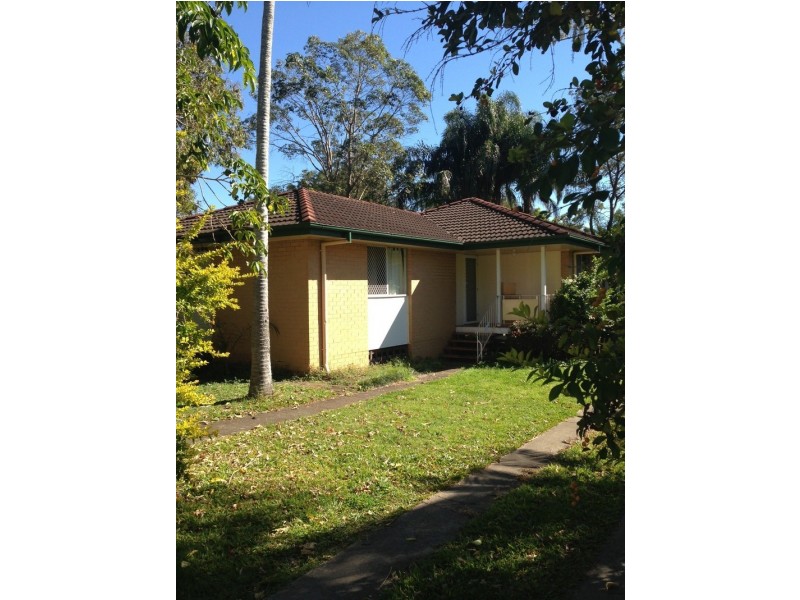 8 Bellis Street, Daisy Hill QLD 4127