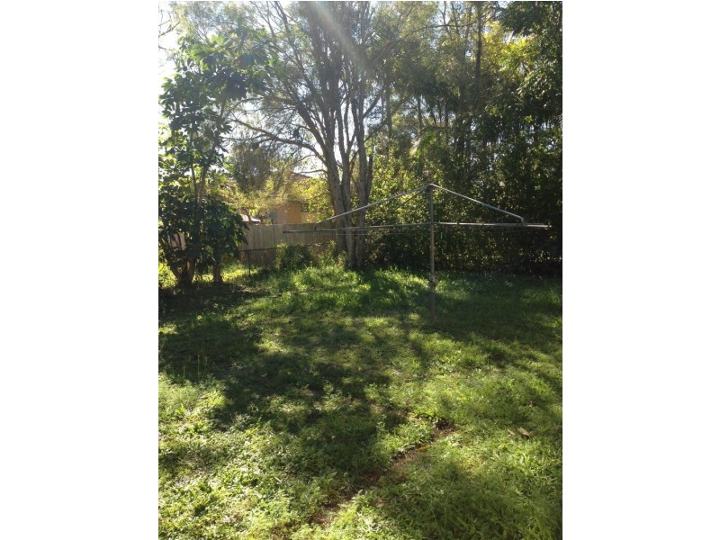 8 Bellis Street, Daisy Hill QLD 4127
