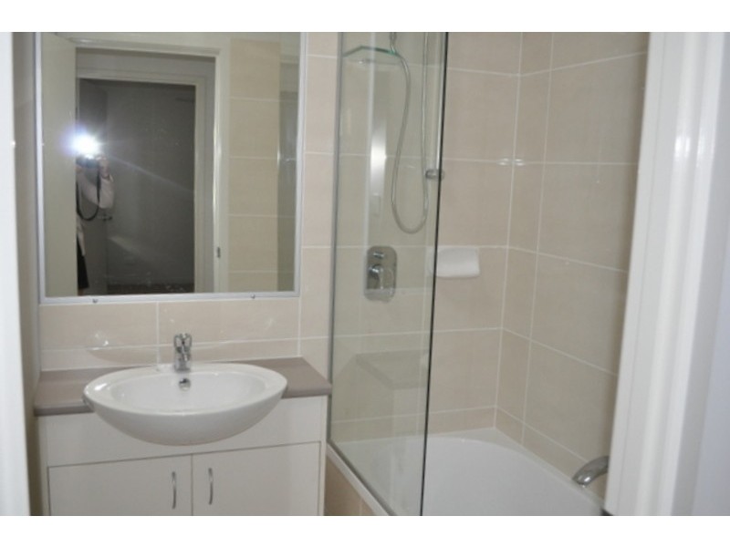 1/2 Conimbla Crescent, Waterford QLD 4133