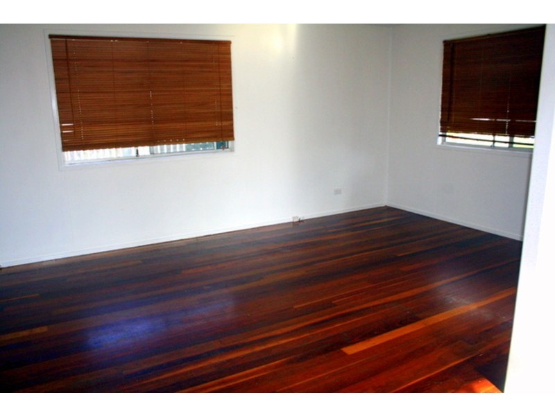 15 Bellis, Daisy Hill QLD 4127
