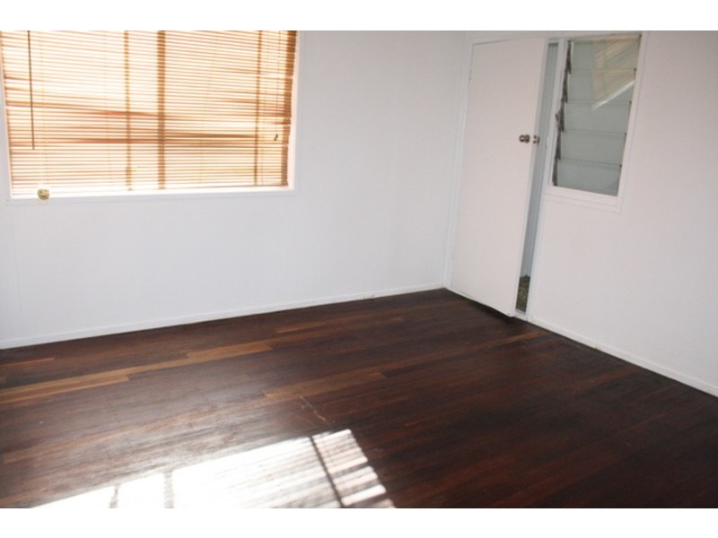 15 Bellis, Daisy Hill QLD 4127