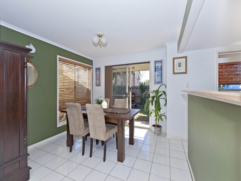 11/10 Adrian Place, Wishart QLD 4122