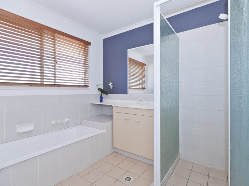 11/10 Adrian Place, Wishart QLD 4122