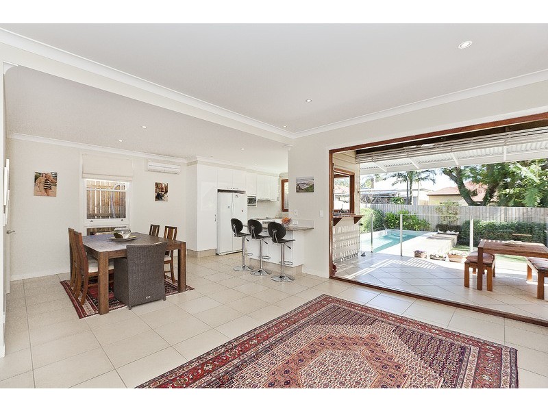 20 Heidelberg Street, East Brisbane QLD 4169