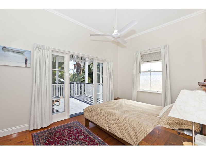 20 Heidelberg Street, East Brisbane QLD 4169