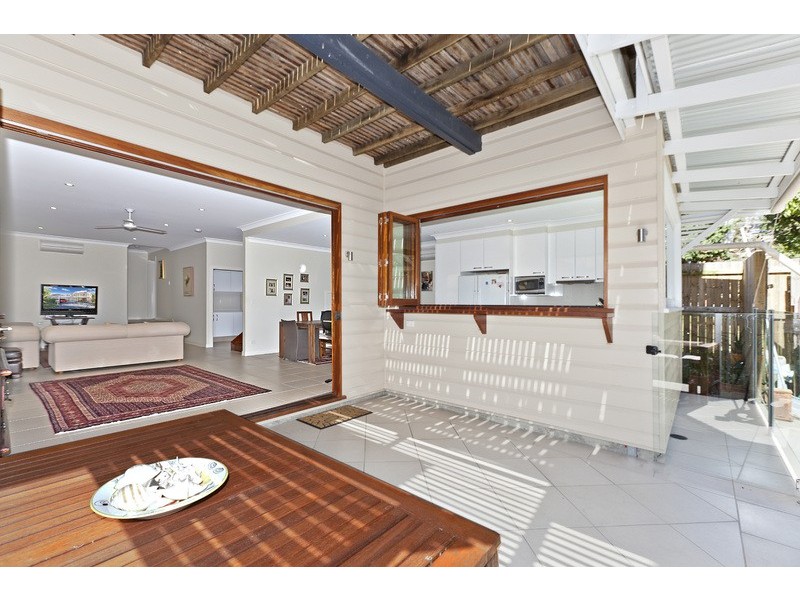 20 Heidelberg Street, East Brisbane QLD 4169