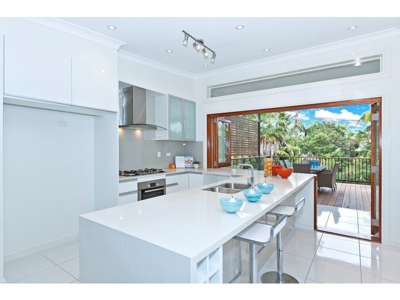 19 Burlington Street, East Brisbane QLD 4169