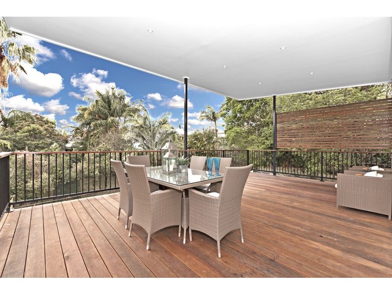 19 Burlington Street, East Brisbane QLD 4169