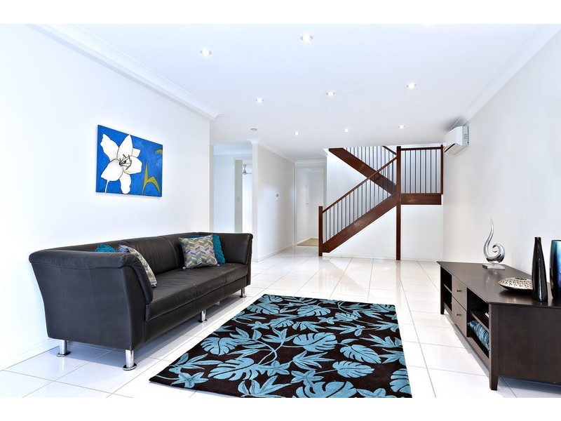 19 Burlington Street, East Brisbane QLD 4169