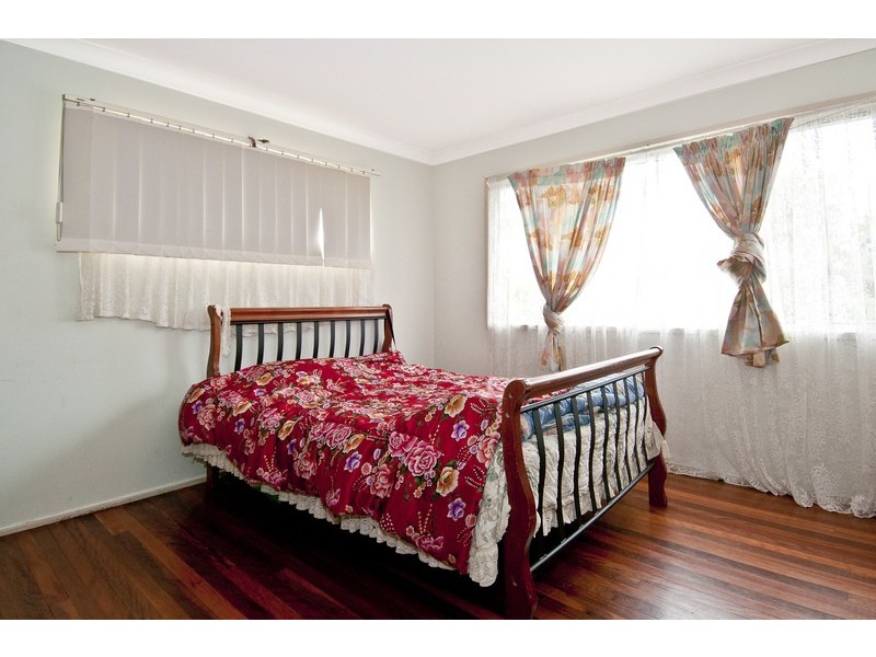 7 College Street, Loganlea QLD 4131