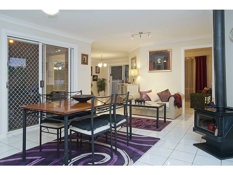 42 Sheffield Place, Kuraby QLD 4112