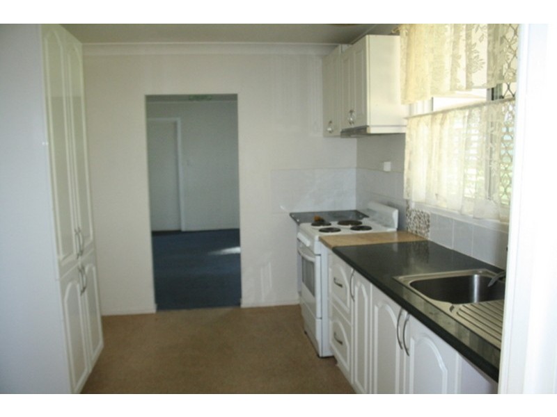 26 Patricia St, Woodridge QLD 4114