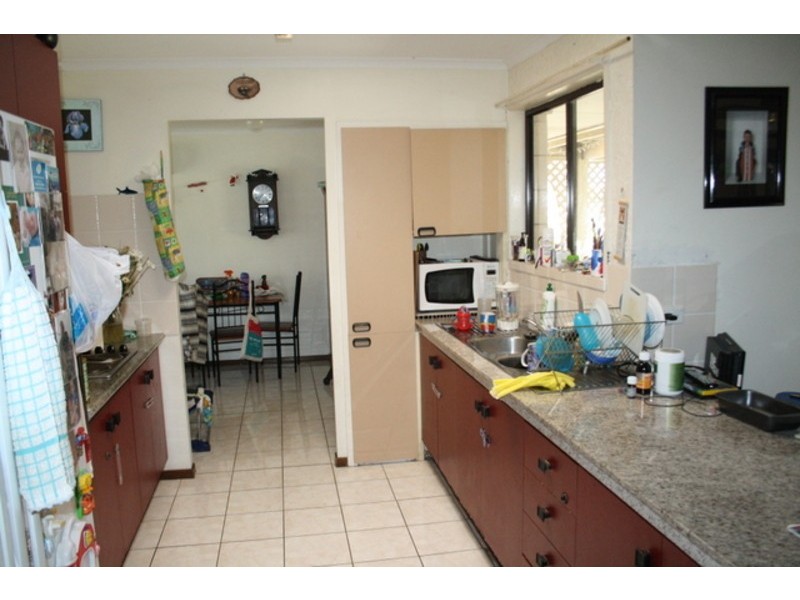 8 Balmoral St, Eagleby QLD 4207