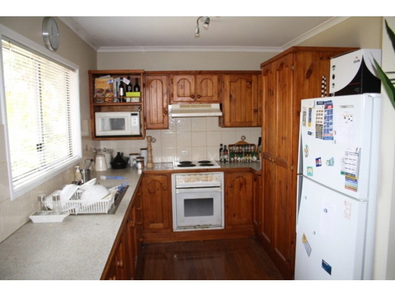 6 Stuart St, Woodridge QLD 4114