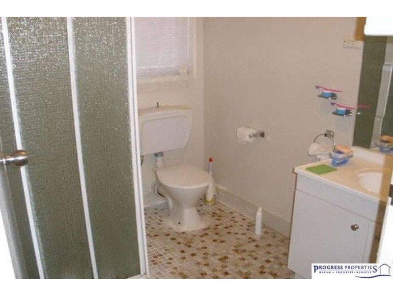 8/84 Ewing Road, Woodridge QLD 4114