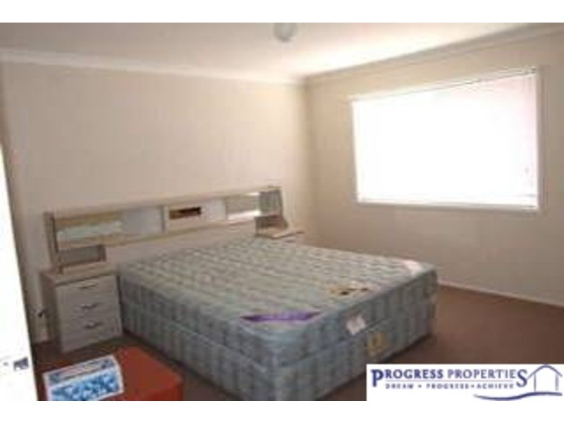 8/84 Ewing Road, Woodridge QLD 4114