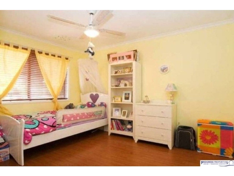 23 Abang Street, Tanah Merah QLD 4128