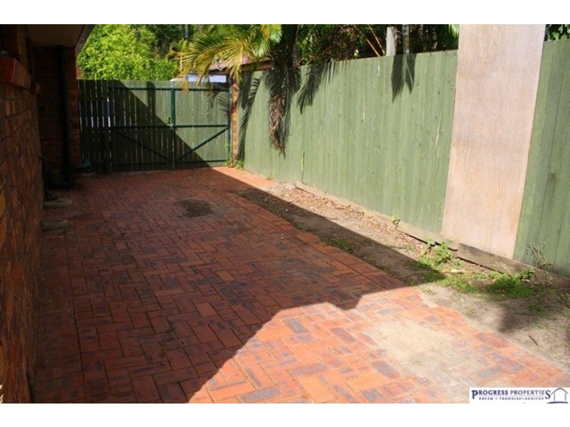 23 Abang Street, Tanah Merah QLD 4128