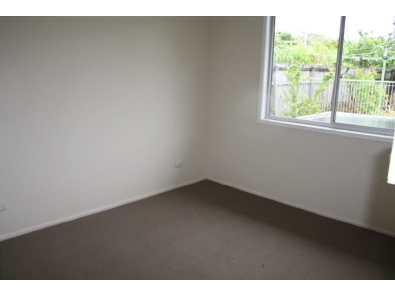 8 Yolla St, Eagleby QLD 4207