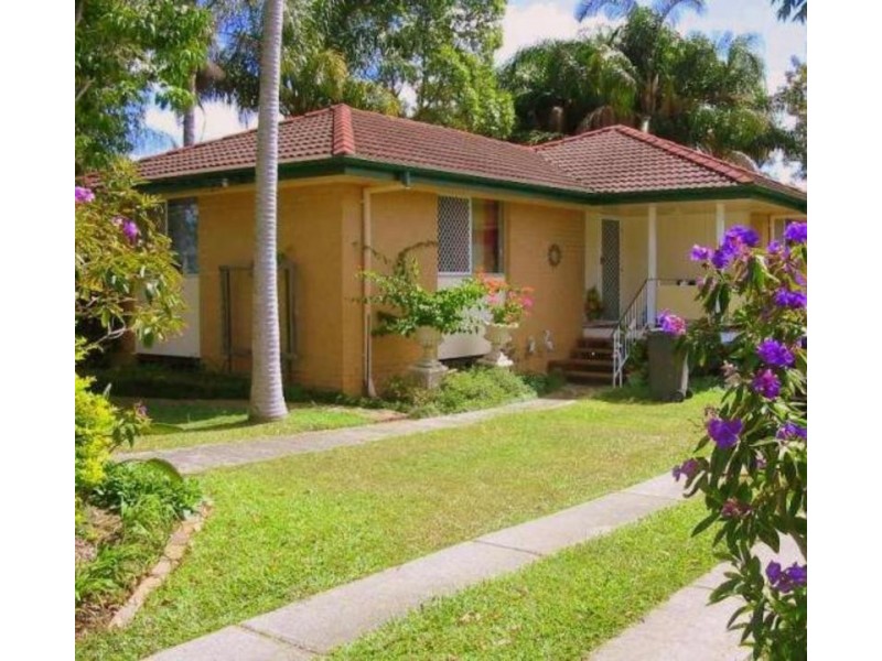 8 Bellis Street, Daisy Hill QLD 4127