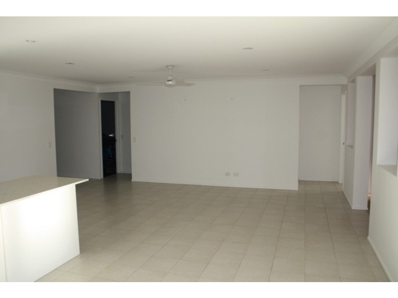 13 Fairweather St, Berrinba QLD 4117