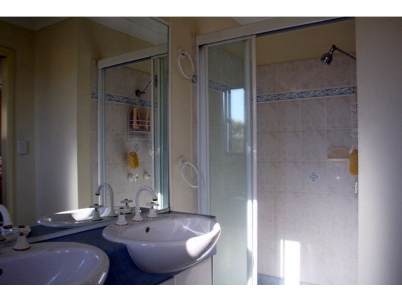 26/10 Diane Ct, Calamvale QLD 4116