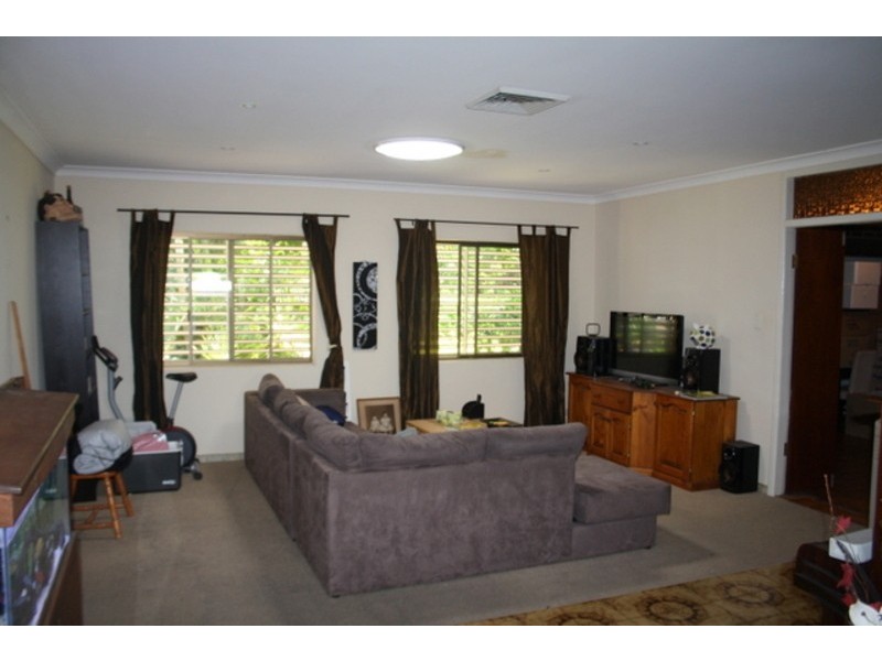 80 Stones Rd, Sunnybank Hills QLD 4109