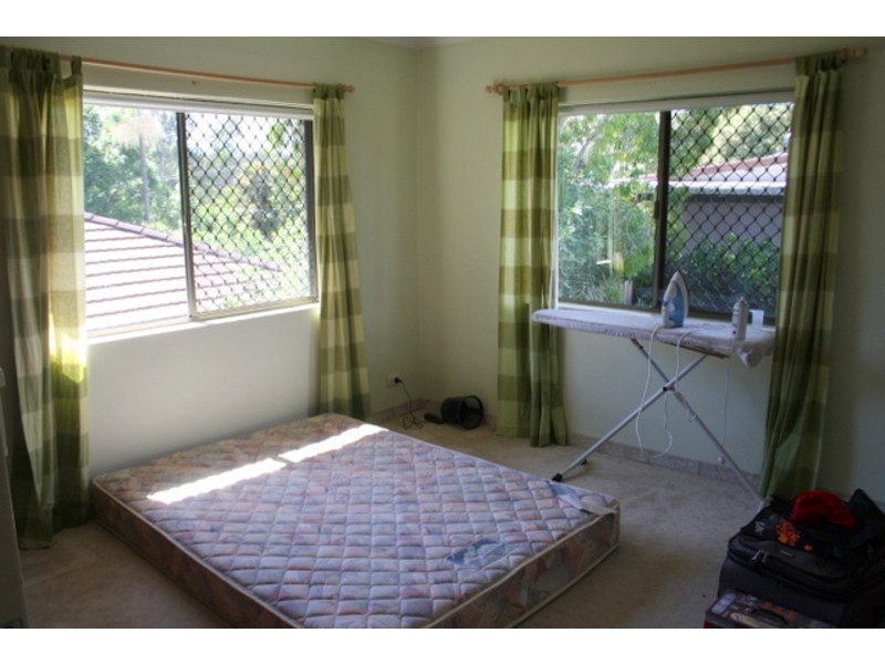 80 Stones Rd, Sunnybank Hills QLD 4109